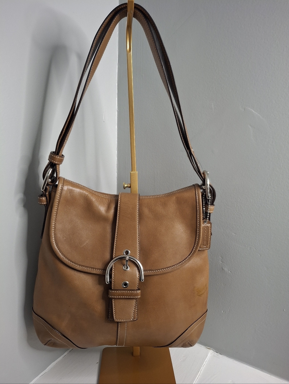 Coach Vintage Soho Buckle Flap Hobo Bag 9480 Brown Glove Tanned Leather Y2K